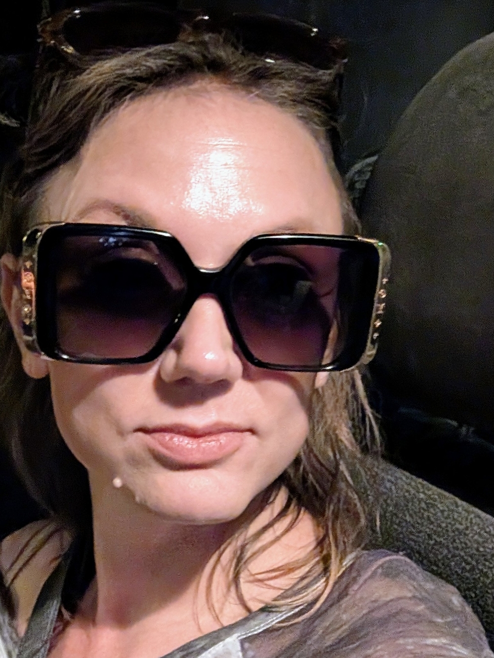 Louis Vuitton Black Frame Sunglasses with Gradient Purple Lenses